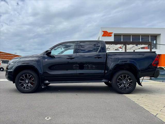 Toyota Hilux 11