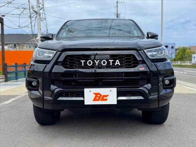 Toyota Hilux 9