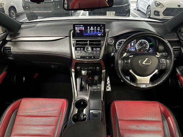 Lexus NX 2