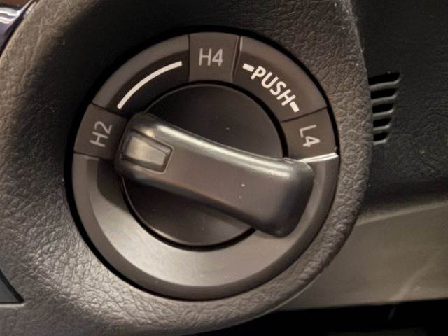 Toyota Hilux 8
