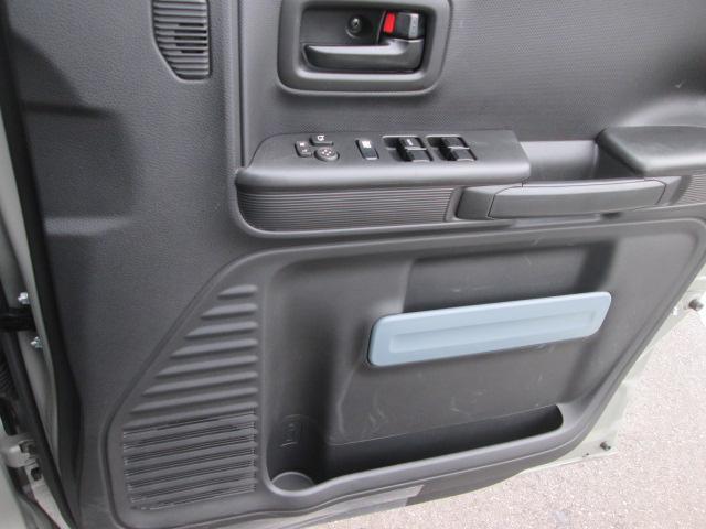 Suzuki Spacia Base 8