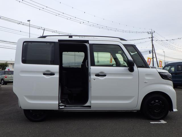 Suzuki Spacia Base 3