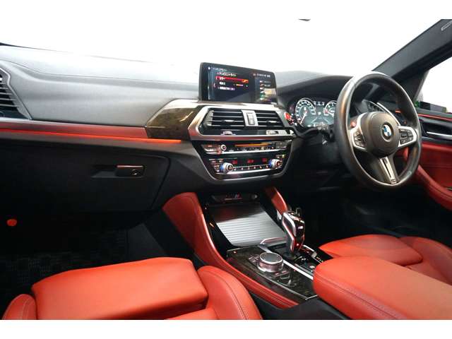 BMW X4 M 7