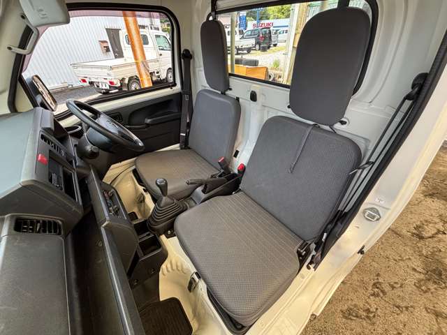 Toyota Pixis Truck 6