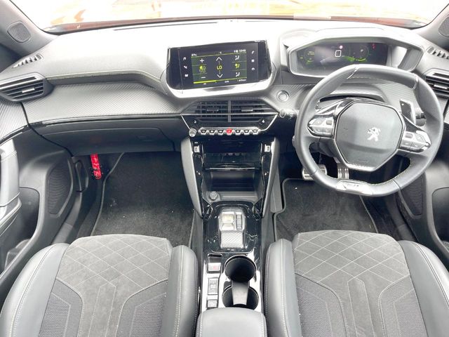 Peugeot SUV 2008 2