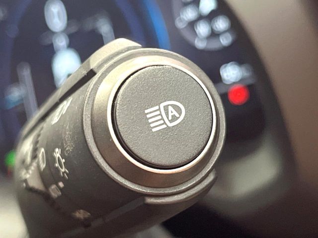 Lexus LBX 7