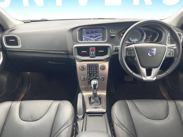 Volvo V40 Cross Country 2