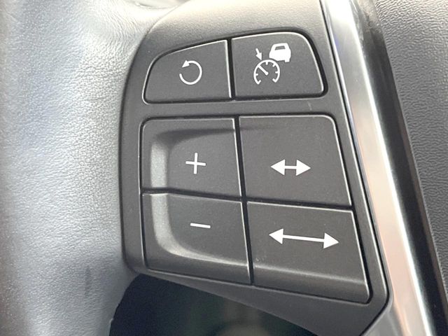 Volvo V40 Cross Country 4
