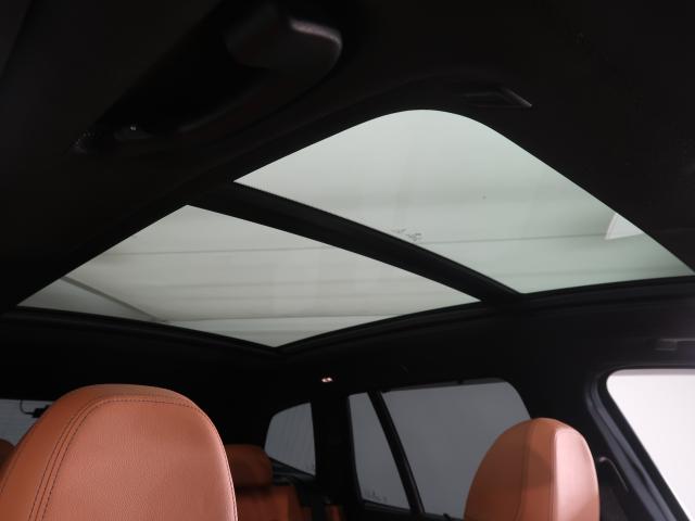 BMW X3 7