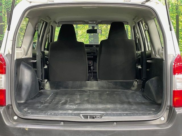 Toyota Probox Van 10