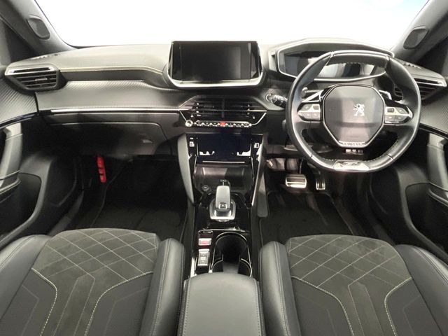 Peugeot SUV 2008 2