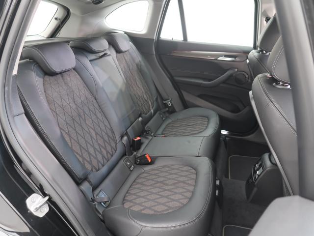 BMW X1 8
