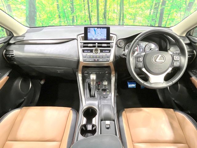 Lexus NX 2