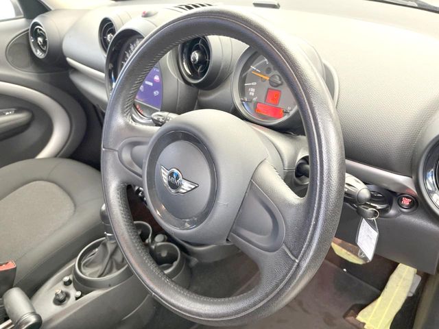 MINI Crossover 12