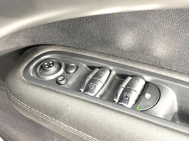 MINI Crossover 7