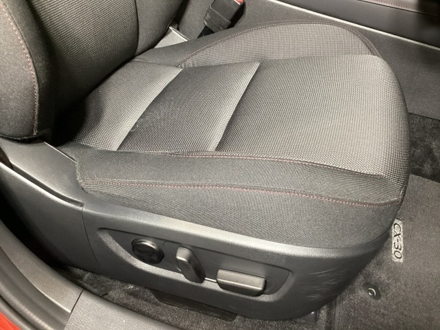 Mazda CX-30 8