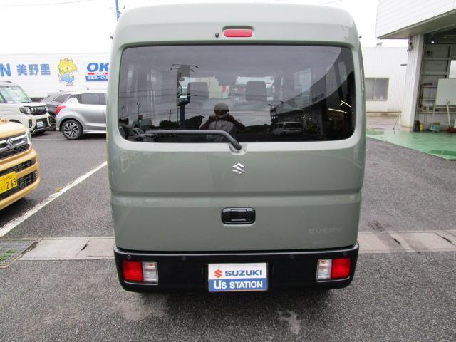 Suzuki Every 11