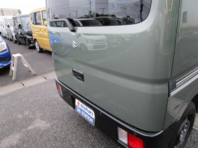 Suzuki Every 12