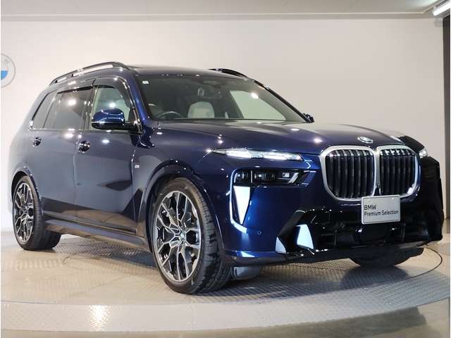 BMW X7 6