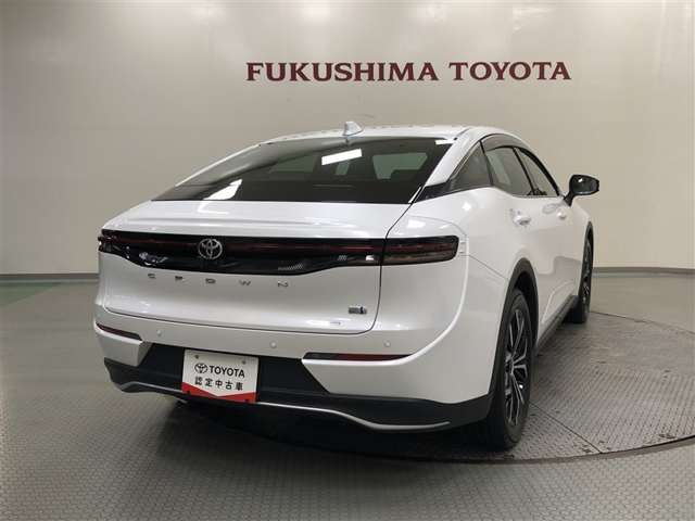 Toyota Crown Crossover 2
