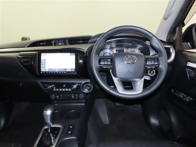 Toyota Hilux 12