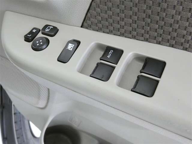 Nissan NV100 Clipper 10