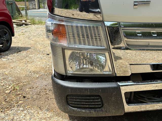 Mitsubishi Fuso Canter 12