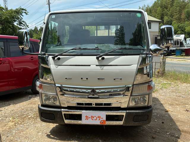 Mitsubishi Fuso Canter 2
