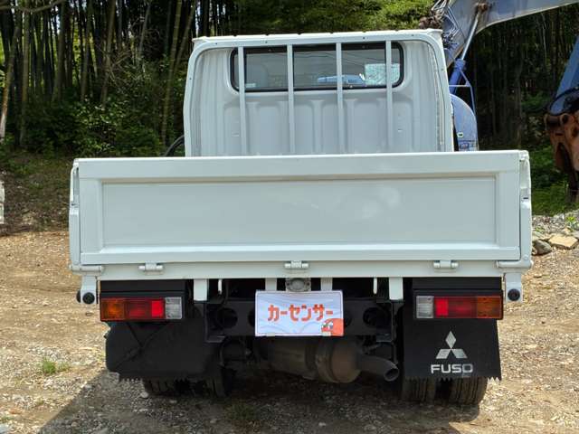 Mitsubishi Fuso Canter 8
