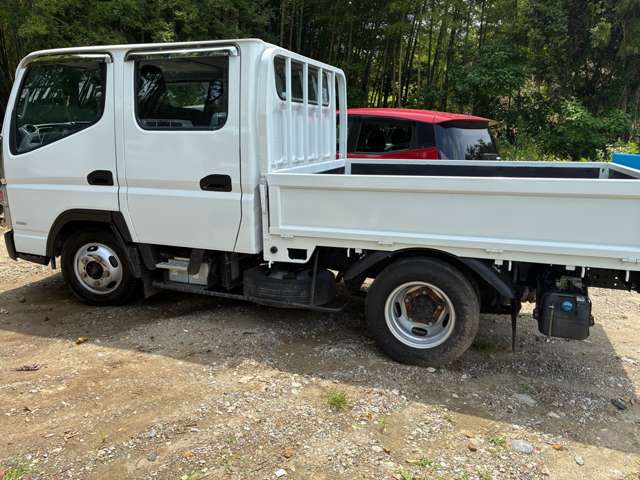 Mitsubishi Fuso Canter 9