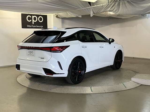 Lexus RX 8