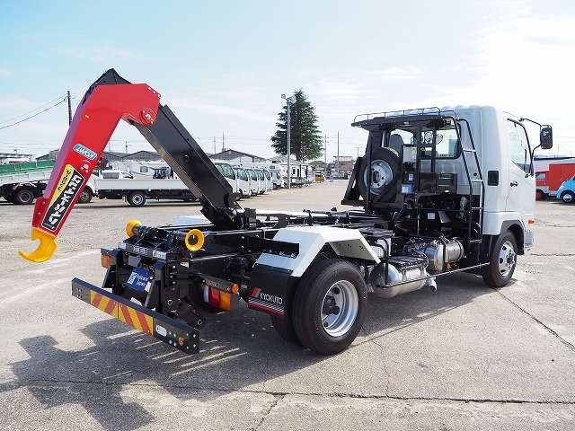 Mitsubishi Fuso Fighter 2