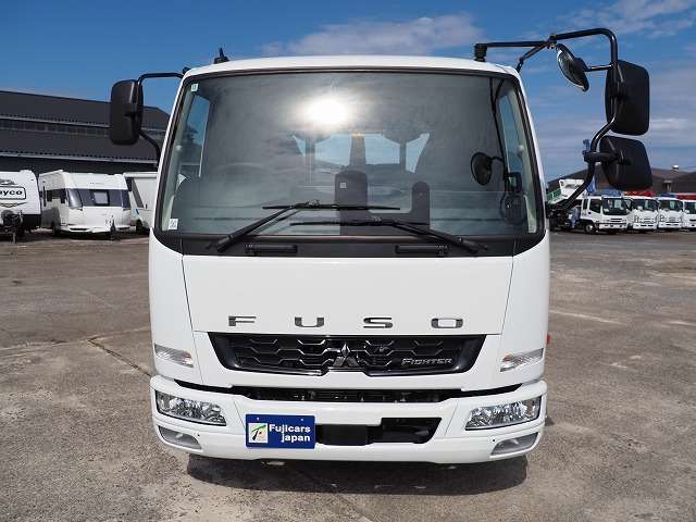Mitsubishi Fuso Fighter 4