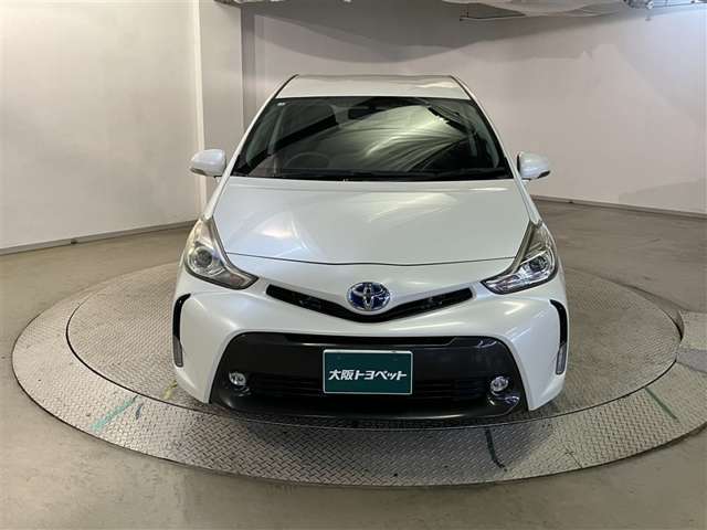 Toyota Prius α 2