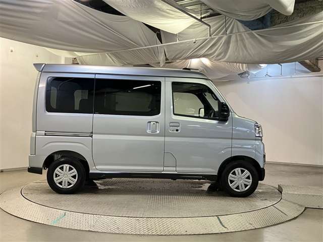 Daihatsu Atrai 5