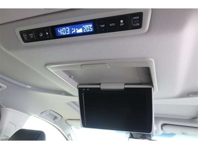 Toyota Alphard 10