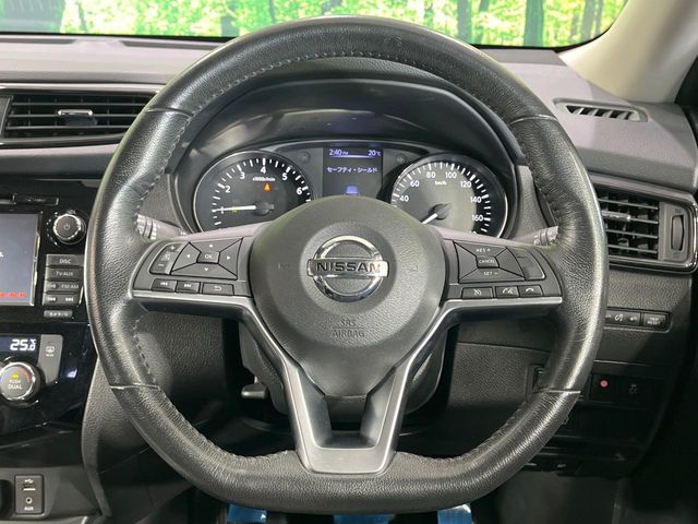 Nissan X-Trail 11