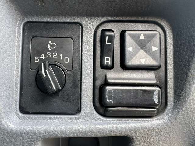 Mitsubishi Fuso Canter 11