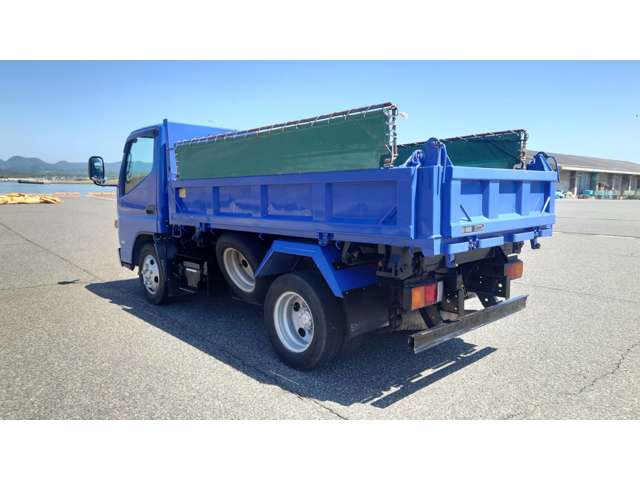 Mitsubishi Fuso Canter 4