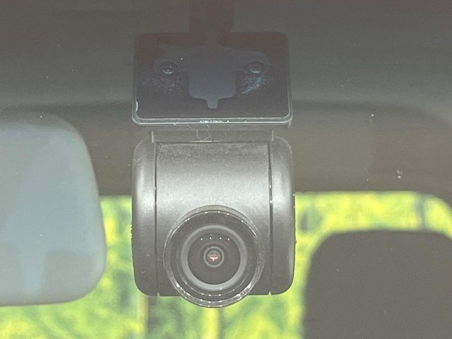 Daihatsu Atrai 7