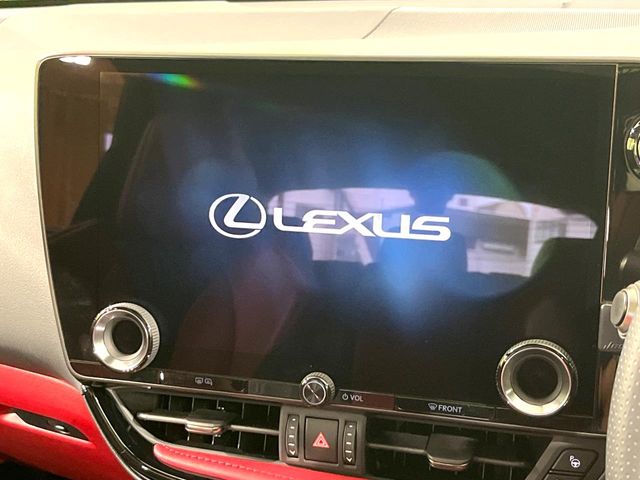 Lexus NX 4