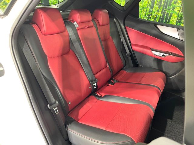 Lexus NX 9