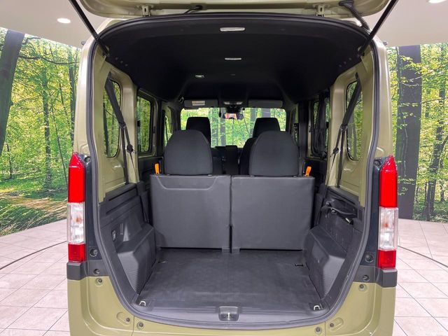 Honda N-VAN 12