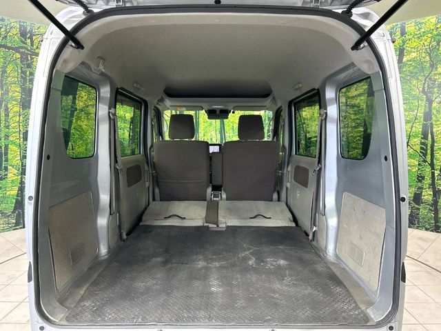 Nissan NV100 Clipper 10