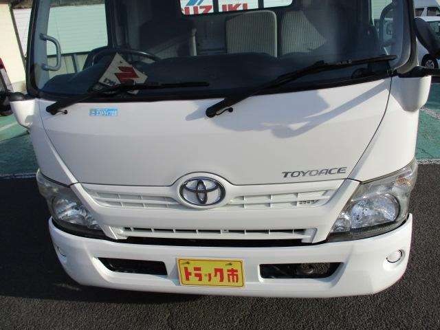 Toyota Toyoace 11