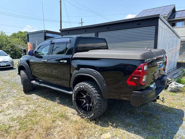 Toyota Hilux 4