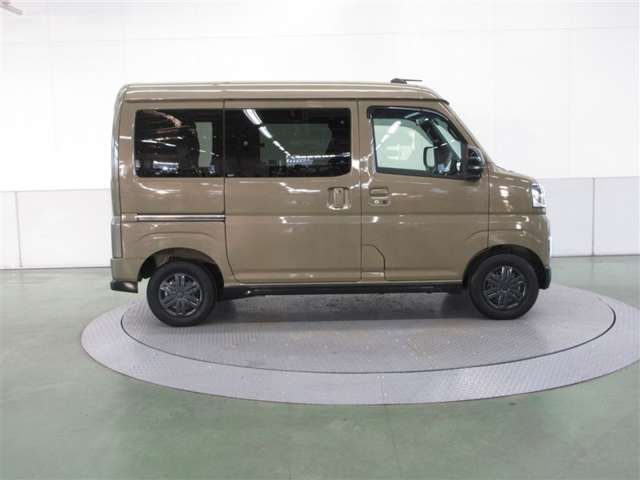 Daihatsu Atrai 5