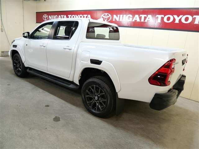 Toyota Hilux 3