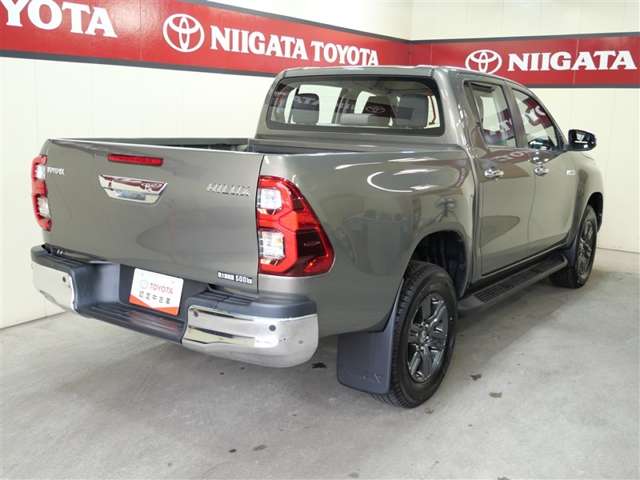 Toyota Hilux 7