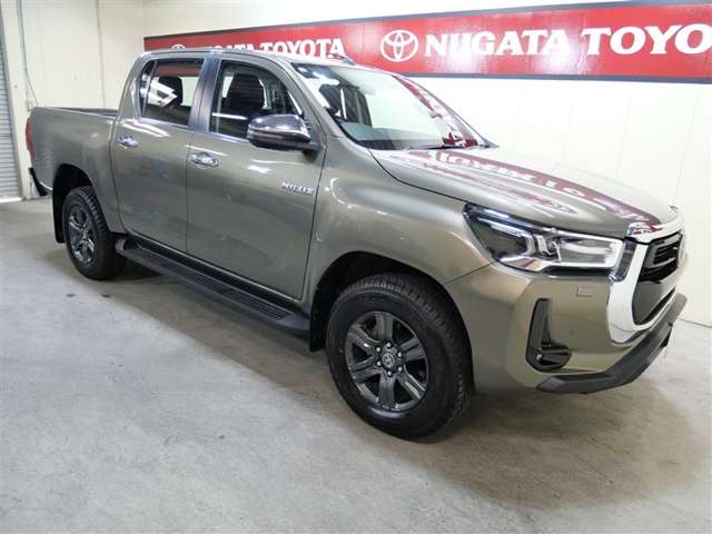 Toyota Hilux 8